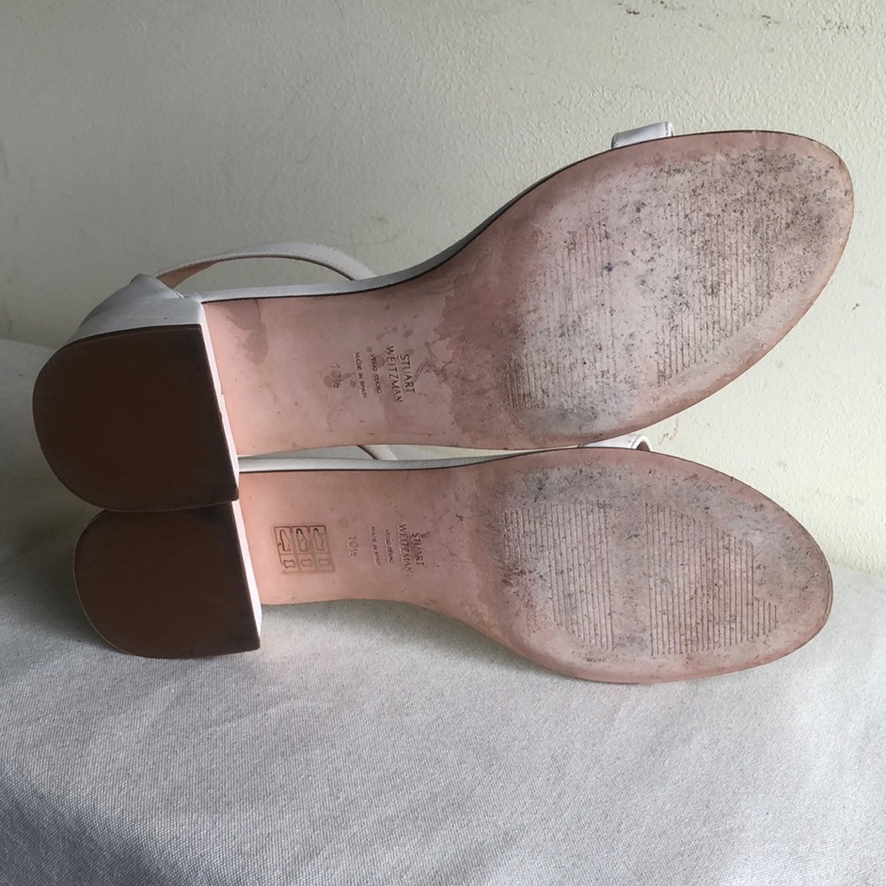 Stuart Weitzman sz 8 White Leather Ankle-Strap Sandals with Gold Buckles - Picture 5 of 11